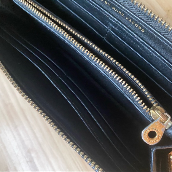 Vintage Marc Jacobs long zip wallet - Picture 5 of 8